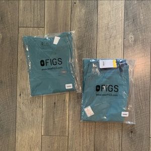 Figs NEW IN BAG MENS size medium regular scrubs top and bottom